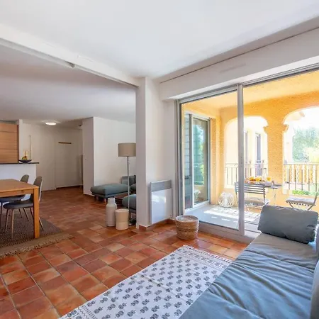 Magnifique Duplex Avec Terrasse Et Piscine Saint-Tropez