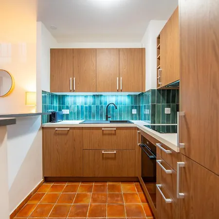 Magnifique Duplex Avec Terrasse Et Piscine Apartment *